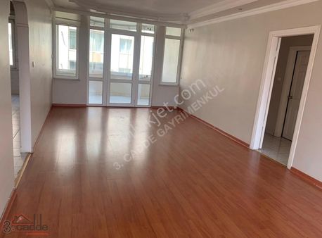 Esenkent, Yaseminler Acil Satılık 3+1 Boş Daire.