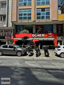 Avcılarda Cadde Üzeri Kurumsal Marka Döner Ve Pizza Salonu