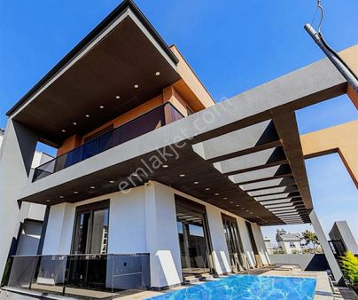 Maliyetine Satıyoruz-krediye Uygun- Müstakil Villa- 4+1 Havuzlu-