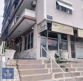 Cb Smyrna' Dan Hıfsızsıha' Da Köşe Dükkan