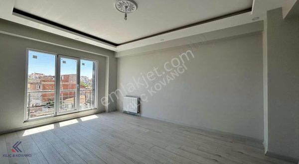 Kolaytapu Cumhuriyet Mahallesi İskanlı 3+1 Satılık Daire