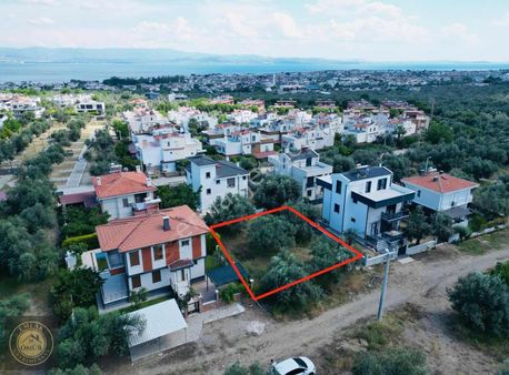 Ömür Emlak'tan 354 Mt2 15/30 İmarlı Arsa