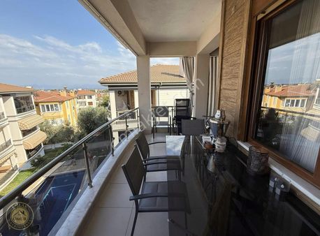 Ömür Emlak'tan Havuzlu Site De 2+1 Geniş Balkonlu Daire