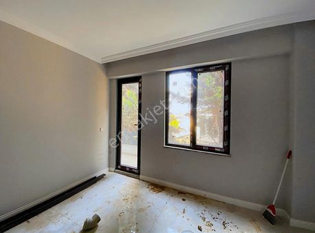 Deniz Havuz Manzaralı Satılık 3+1 Bahçe Dubleks Daire