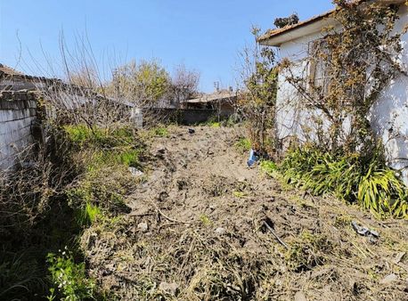 Ortakalr Gümüşyenıköy'de 450m2 2+1 Müstakil Ev