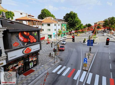 Uzun Çarşı Girişi Bankalar Caddesi Köşe Parsel Satılık Dükkan