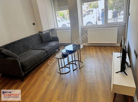 Karşıyaka'da Sahile Çok Yakın Eşyalı Satılık Fırsat 1+1 Daire