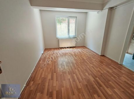 Barış Emlak'tan Karaağaç'ta Karnur Binasında 2+1 Daire.