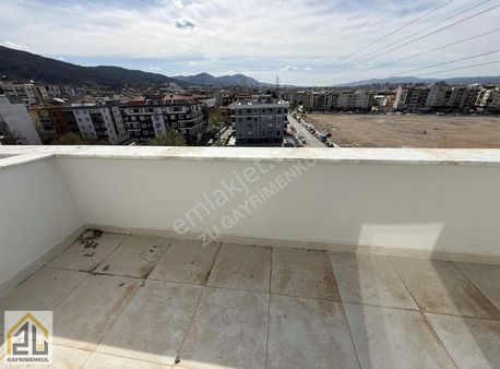 Yeni Mahallede Site İçerisinde Satılık 3+1 Dubleks