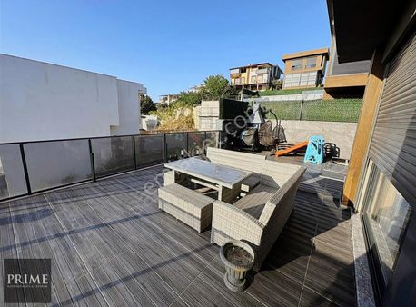 Kuşadası Soğucakta Tek Müstakil Özel Havuzlu Villa