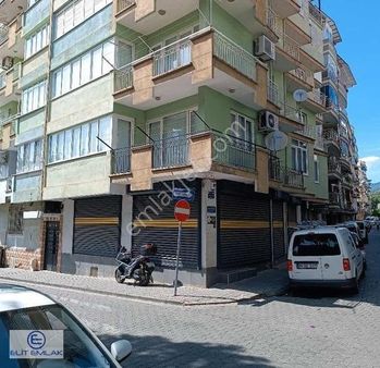 Köşe Başı Konumda Tabela Değeri Yüksek Satılık Dükkan