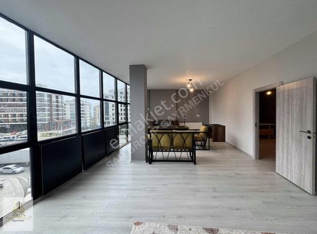 Kaşüstü Sahil Yolu Üzeri, Eşyalı Hazır İş Yeri - Devren Kiralık!