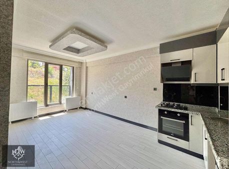 North&west'ten İncek'te Ara Kat Güney Cephe Eksiksiz 1+1 Daire