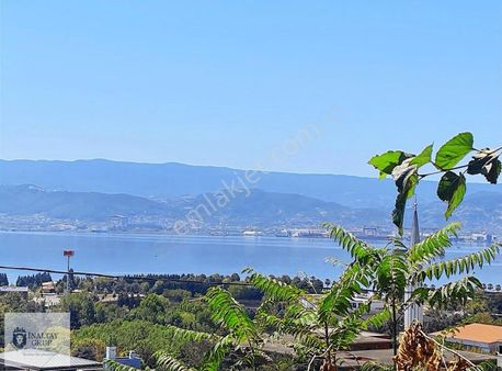 İzmit Yenidoğan Mah. İçinde Kargir Ev Olan Satılık Arsa...