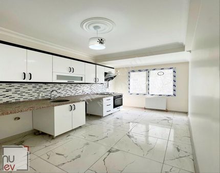 Metrobüse Yürüyüş Mesafesinde Sıfır 2+1-nuev