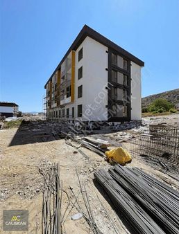 Devlet Hastanesi Ve Emniyet Müdürlüğüne Yakın Satılık 1+1