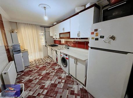 Zerdalitepe Okul Cadde Dibinde Asansörlü Ara Kat 3+1 Daire