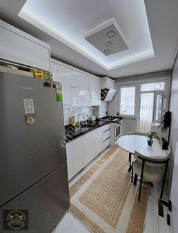 Ergenler Emlak'dan 100. Yıl 42 Evlerde 6+2 Krediye Uygun Dublex!