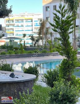 Tosmurda Lüks Site İçinde 3+1 Ayrı Mutfak Geniş Daire