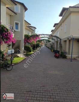 Avantaj'dan Deniz Kenarı Lüks Sitede Kiralık 2+1 Daire