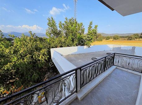 Uzman Gayrimenkulden 1+1 Sıfır Tadilatlı Kiralık Daire