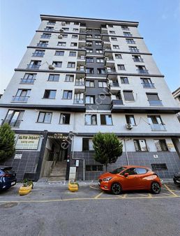 Haliç Manzaralı Düz Ayak Altın Haliç Evlerinde 5.kat Satılık 2+1