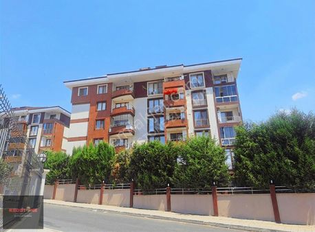 Redstone | Echotown'da Havuzlu Güney Cephe 3+1 Kiralık Daire