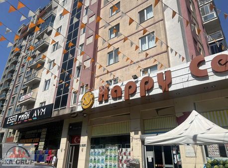 Site İçinde Cumhuriyet Mh.de 2+1 Lüks 170 M2 Teraslı Daire