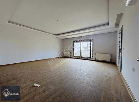 Bakan' Dan Koruluk Bölgesi Ultra Lüks Site De 3+1..