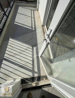 Aydoğmuş Mahallesi 2+1 Evb Banyolu Havuzlu Lüks Daire