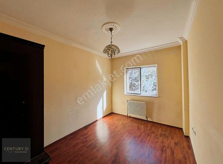 Mamak Altınevler Fsm Sitesinde Satılık 2+1 Daire