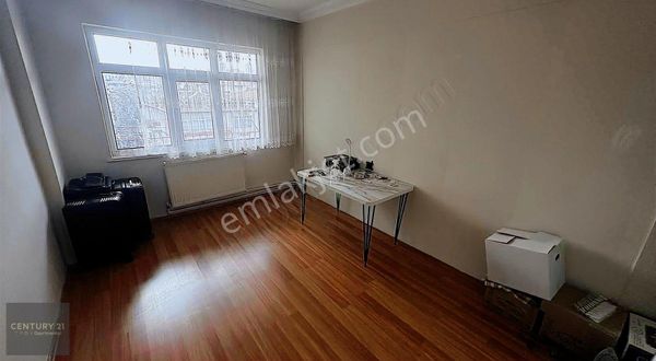 Ankara Demetevler 1. Cadde Üzeri 3+1 Satılık