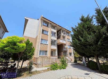 Premıum'dan Hoca A.yesevi Mah. Huzurkent Sit. Satılık 2+1 Daire