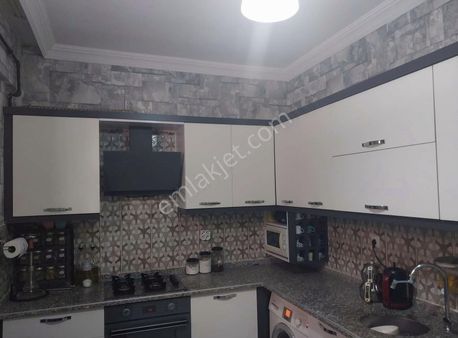 Kılıçaslan Da Yarı Bodrum Satılık 2+1 Daire