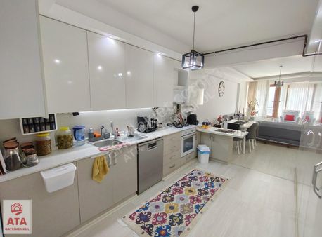 Karataş' Ta Yeni Bina Da 1+1 Satılık Asasörlü Doğalgazlı