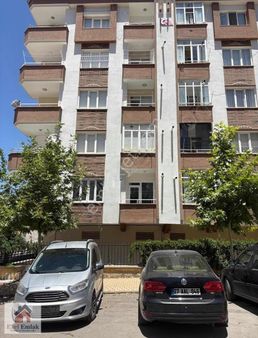 Ezel Emlaktan Güneykent Te Kiralık 3+1 Arakat Daire