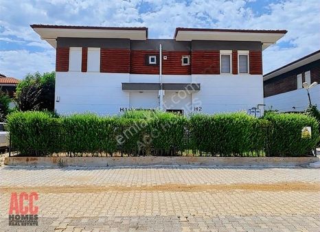 Acc Homes'tan Döşemealtı Altınkale Site İçinde 4+1 Satılık Villa