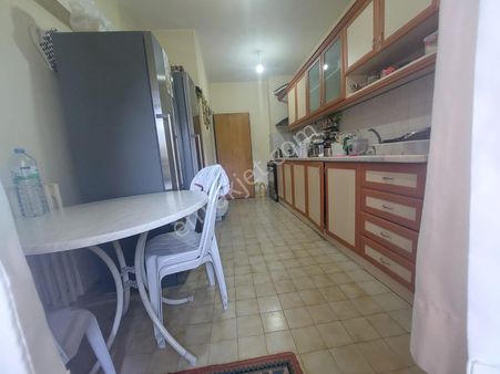 Ümitköy Girişim Sitesinde 3+1 3 Balkonlu Satılık Daire