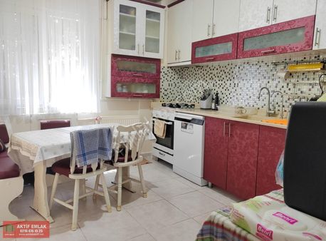 Aktif Emlak'tan Cadde Üzeri 3+1 Masrafsız Satılık Daire