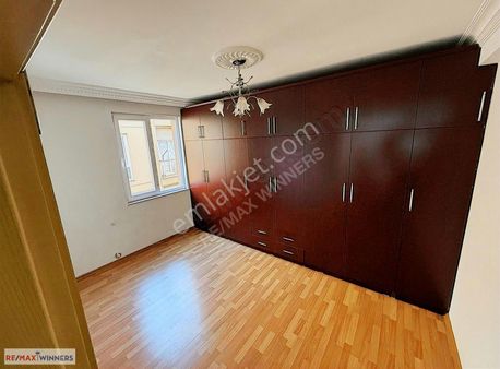 Kızılarık Mahallesi 120m2 2+1 Geniş Ve Ferah Kiralık Daire