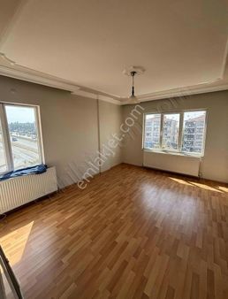 Karakoç Emlak Kiralık 3+1 120m2 Bulvarda