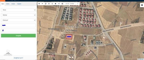 Aksan Emlak'tan Akademi Villaları Yanı Üç Villalık Satılık Arsa