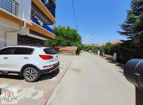 Hasanoğlan Bahçelievler'de Genç Bianada 1. Katta 140 M2 Daire