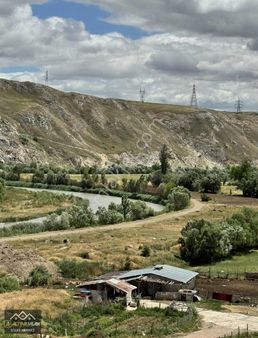 Altın Emlak'tan Lokman Hekim Cad. Geniş,kızılırmak Manzaralı 4+1