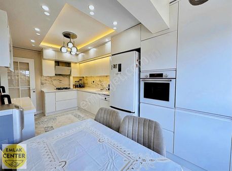 Emlak Center'dan 2.anafartalar Mah Satılık 3+1 Asansörlü Daire