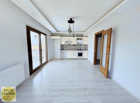 Muradiye Villalar Bölgesinde Satılık 1+1 Boş Daire