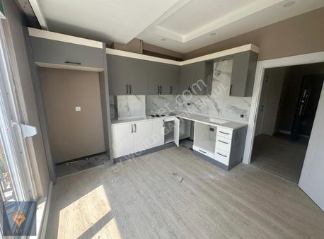 Çankaya Mahallesi 2+1 120 M2 Ara Katta Sıfır Daire