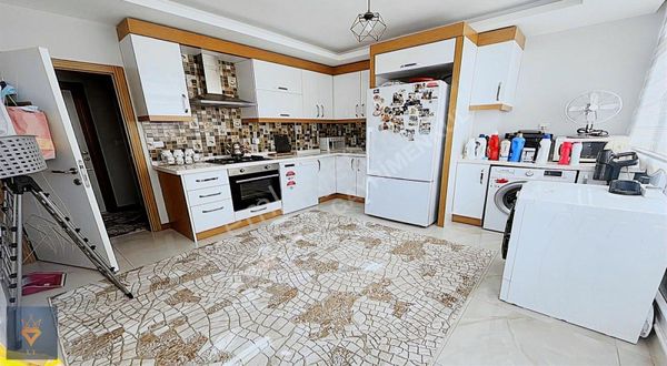 Sedir'de Cadde Yakını 4+1 Dubleks