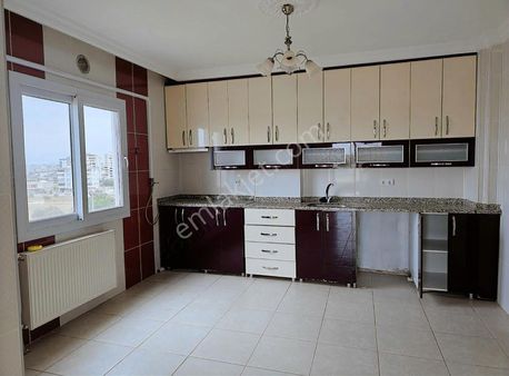 Alparslan Türkeş Bul. Hastane Kavşağında Kiralık 3+1 Daire