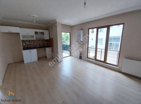 Kırklareli Merkez Balkonlu , Geniş 1+1 Satılık Daire